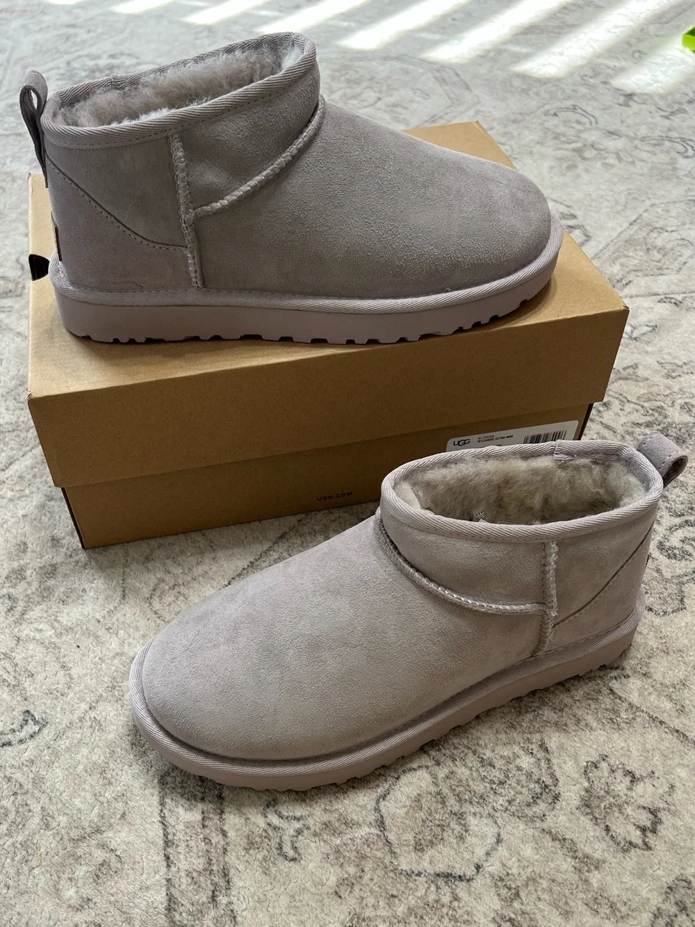 Women’s Classic Ultra Mini  1116109 Pale Smoke